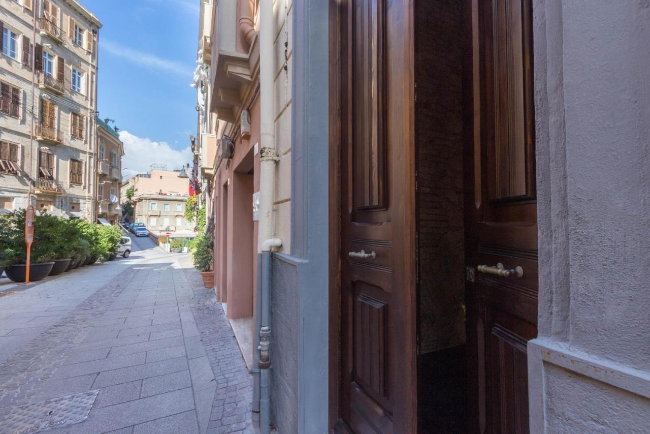 Via Sulis 61 *